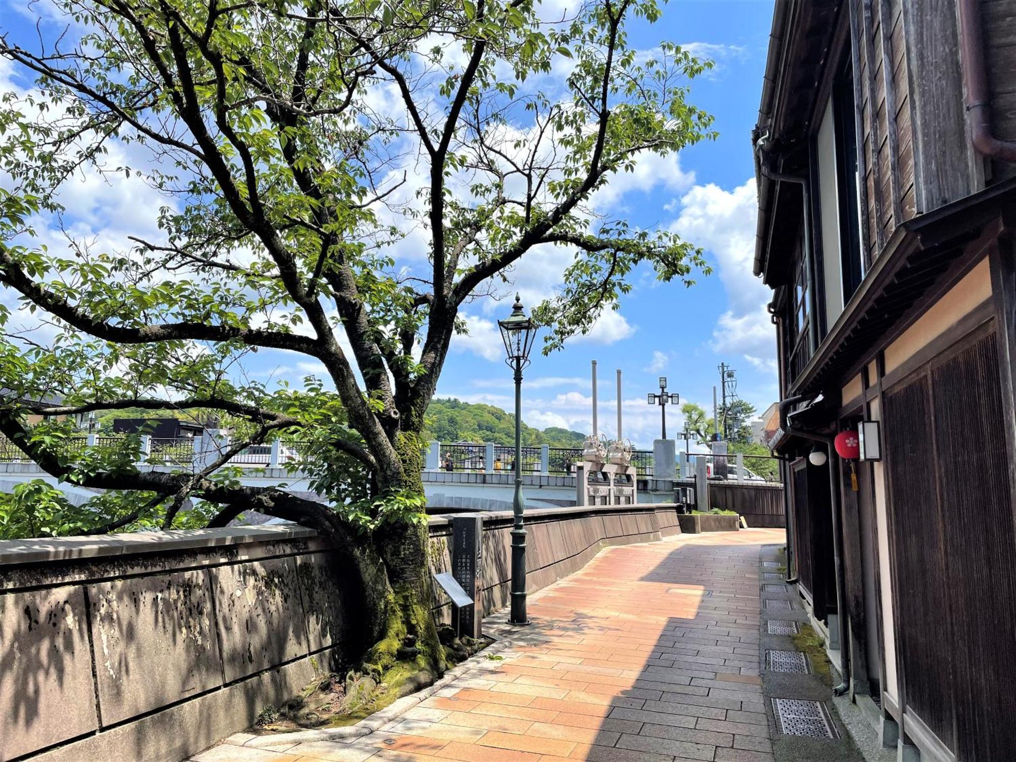 Hotel Amanek Kanazawa Buitenkant foto